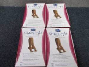 4 pr Dr. Comfort Knee High Compress...