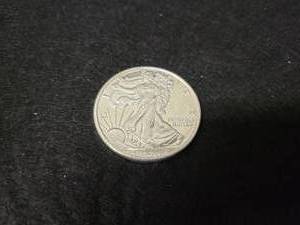 1 oz Walking Liberty .999 Fine Silver Round