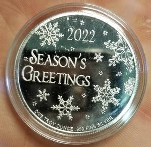 2022 CHRISTMAS SILVER ROUND IN AIRTITE 1 TROY OZ .999 FINE SILVER