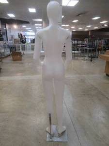 lot 155A image: White Adult Female Mannequin.