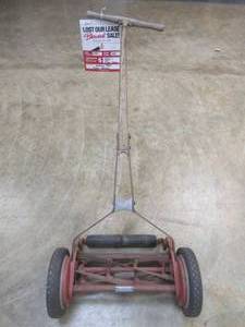 lot 198 image: Antique 1901 Pennsylvania Jr. Lawn Mower Company Reel Push 5 Blade Lawn Mower - Used, Does not Spin.