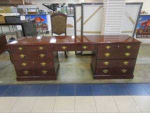 lot 500 image: 91 in Wooden Office Desk in Cherry with Gold Hardware (TOP RIGHT DRAWER OFF TRACK, TOP HAS SOME SCRATCHES, BACK PANEL CRACKED IN CORNER.)