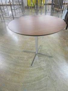 lot 525 image: 35 in Round Conference Table with Wood Top & Metal Legs (SMALL SCRATCH ON ONE SIDE)