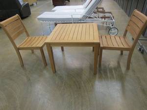 lot 529 image: 3 Piece Teak Table Set (SMALL SCRATCHES DOWN LEG, OTHERWISE NICE CONDITION)