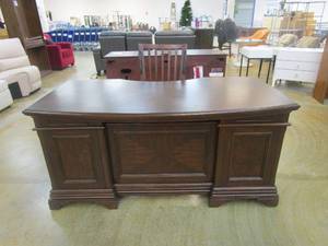 lot 544 image: 66 in Office Desk in Wood with Wheeled Chair (CHAIR IS NOT ADJUSTABLE, THERE ARE A COUPLE SCRATCHES ON THE TOP OF THE DESK)