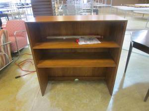 lot 557 image: 40 in Hutch in Wood (NICE CONDITION)