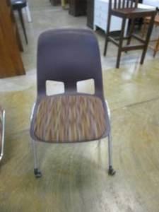 lot 558 image: Rolling Office Chair (NICE CONDITION)
