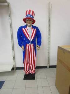 lot 587 image: Standing Uncle Sam Mannequin