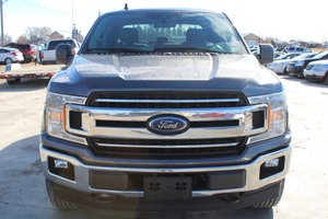 2019 Ford F-150 XLT Crew Cab 4x4 - One Owner -