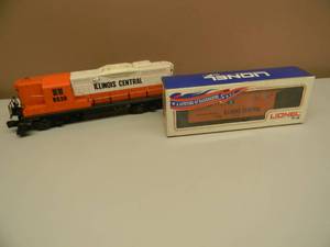 lot 1 image: LIONEL - ILLINOIS CENTRAL GP-9 DIESEL 6-8030 LOCOMOTIVE ENGINE WITH LIONEL ILLINOIS CENTRAL CABOOSE 9160 - IN ORIGINAL BOXES - GREAT SET - SEE PICTURES