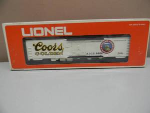 lot 48 image: LIONEL - COORS BEER BILLBOARD REEFER #6-9866 - IN ORIGINAL BOX - NICE - FANTASTIC PIECE - SEE PICTURES