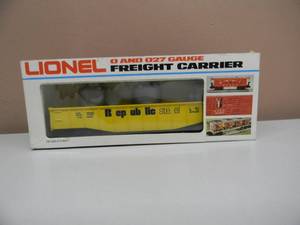 lot 54 image: LIONEL FREIGHT CARRIER - REPUBLIC STEEL GONDOLA  #6-9055 - IN ORIGINAL BOX - NICE - FANTASTIC PIECE - SEE PICTURES