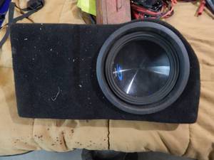 lot 8 image: Under Seat Sub Box From 2004 Dodge Ext Cab With 10 Alpine Type S Sub