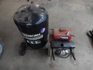 lot 18 image: Portable Air Tank Husky Air Inflator, Air Tank