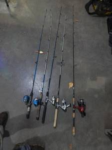 lot 22 image: 5-Rod & Reel Combos
