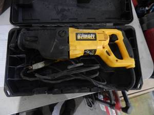 lot 38 image: Dewalt Reciprocating Saw
