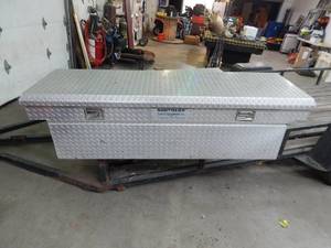 lot 5 image: Northern Tool Full Size Truck Tool Box