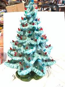 Vintage 1970s Atlantic Mold Christmas Tree 18 Inch Tall