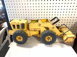 Vintage Tonka Loader 20 Inch Long