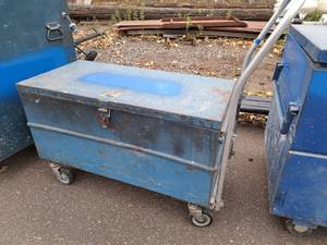 lot 10 image: Site Job Box 48x20x27 (empty)