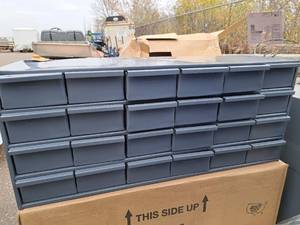 lot 15 image: Metal Work Van Storage Organizer Cabinet 24-bin 34x12x14