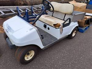 lot 23 image: Club Car Battery Golf Cart
