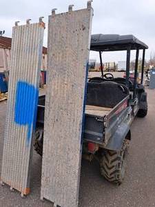 lot 4 image: 80 Aluminum Scaffolding Plank