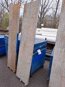 lot 48 image: 84 Scaffolding Plank