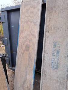 lot 66 image: 75 lbsq.ft. Wood Scaffolding Plank