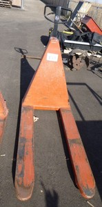 lot 20 image: BT Products Scissor Lift Pallet Jack