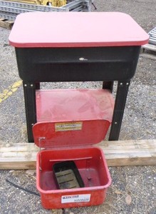 lot 27 image: Northern Tools Industrial Parts Washer