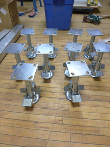 lot 41 image: 10 Lift Feet