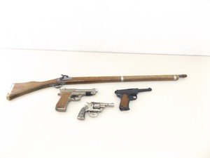 Lot of Vintage Edison, Parris, etc. Toy Guns