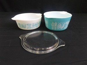 2 MINT Condition Pyrex #473&nbspBlue&nbspAmish Butterprint 1 qt and #472 1-12 pt Dishes With Lid