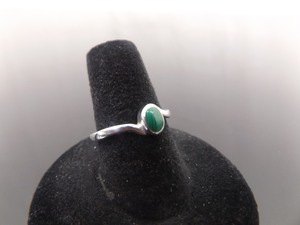 .925 Sterling Silver Malachite Cabochon Ring Size 7.5