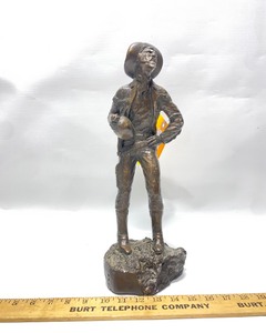 lot 126 image: Statue