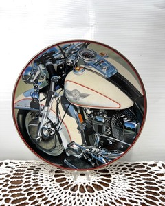 lot 17 image: Harley Davidson Plate