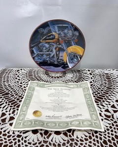 lot 16 image: Harley Davidson Plate
