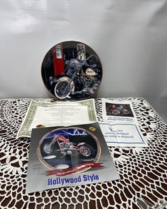 lot 13 image: Harley Davidson Plate