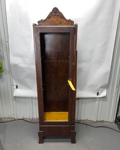 lot 71 image: Antique Curio Cabinet