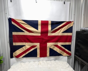 lot 378 image: Britains Flag