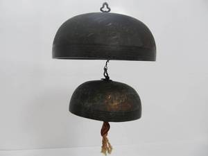 lot 12 image: Vintage Painted Oriental Brass Hanging Bell