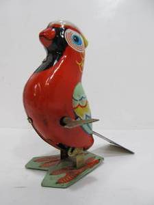 lot 55 image: Vintage 1960s Tin Litho Bird Windup Toy
