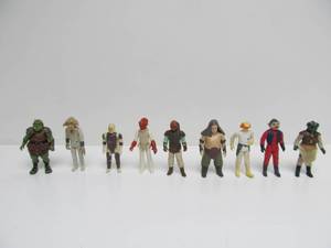 lot 104 image: Lot of 9 Original 1970s-80s Kenner STAR WARS Action Figures