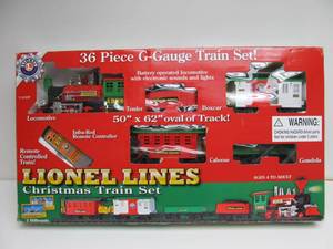 lot 188 image: Large New LIONEL G-Scale Christmas Train Set
