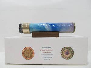 lot 260 image: Excellent New in Box Art Glass Kaleidoscope by Peggy & Steve Kittelson