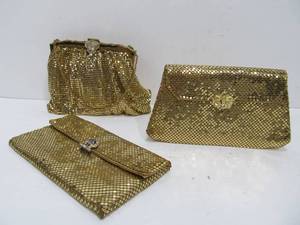 lot 266 image: Lot of 3 Vintage 1920s-30s era Metal Mesh Purses by Whiting & Davis - Gold