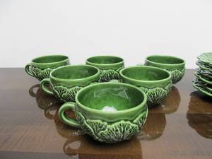 lot 236 image: Set of 6 Mid Century Ceramic Cabbage Coffee Cups & Saucers