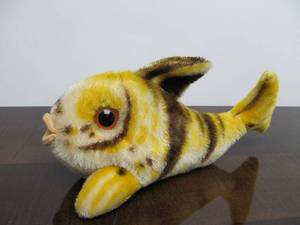 lot 241 image: Vintage 1950s era STEIFF Fish