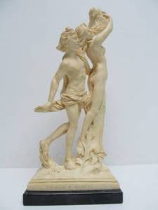 lot 118 image: Vintage Neoclassical Sculpture on Italian Marble Base - Apollo E Dafne